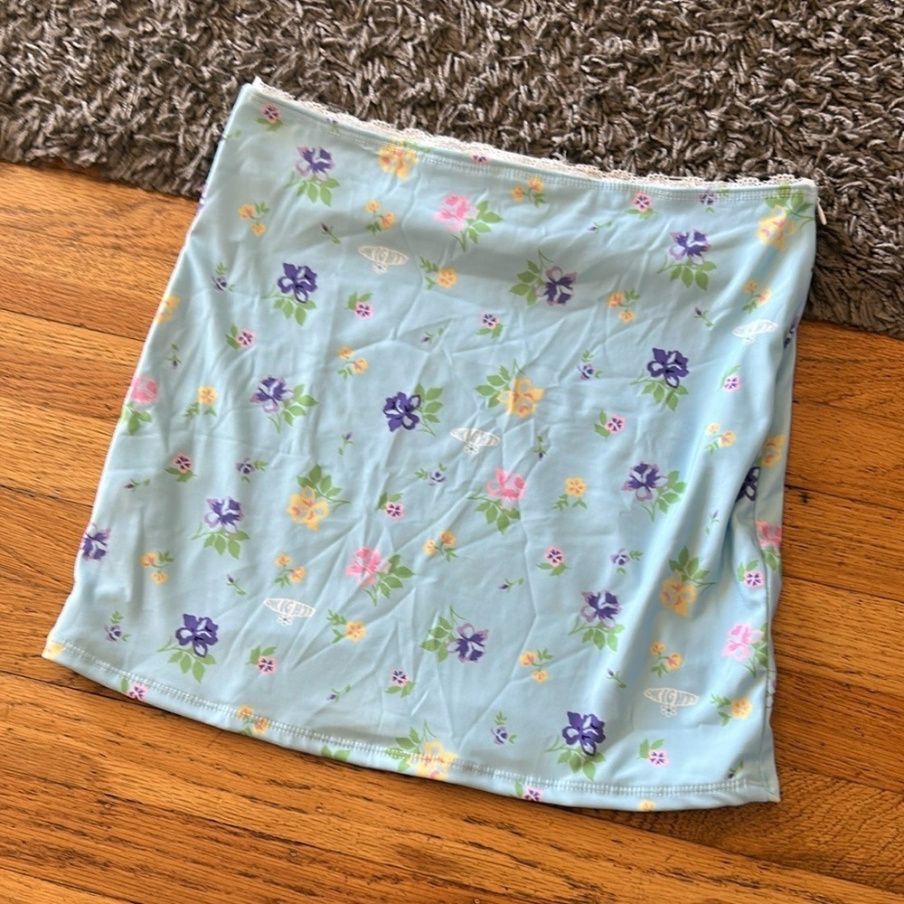 O-Mighty Flower Power Baby Blue Floral Mini Skirt Size Medium